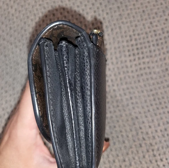 Coach Wallet - Picture 5 of 6